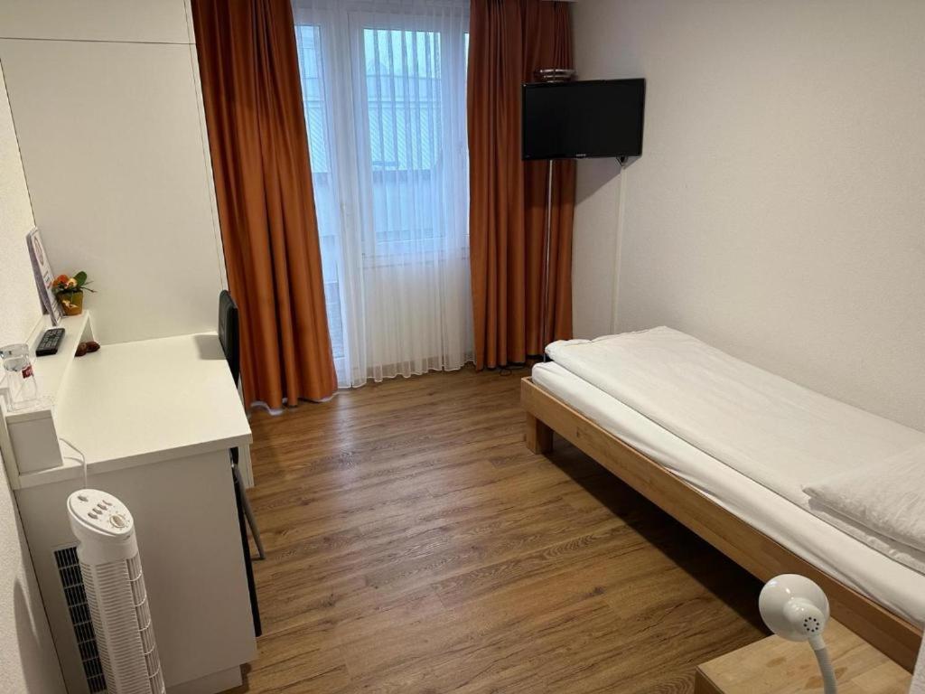 Landgasthof Zum Zimmermann Jona - Rapperswil Ngoại thất bức ảnh
